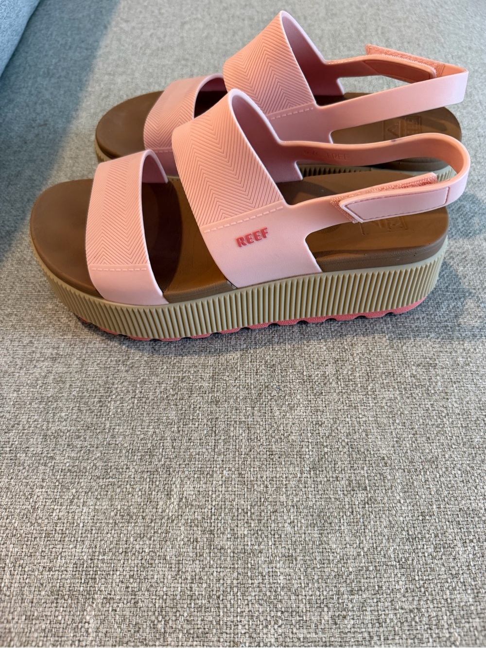 Reef Water Vista Platform Pink/Coral and Tan Platform Sandals read details - Picture 7 of 11